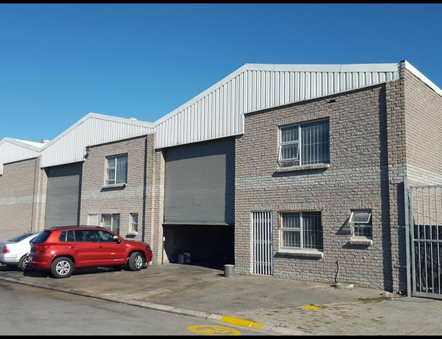 650M² FACTORY TO LET IN BLACKHEATH INDUSTRIAL